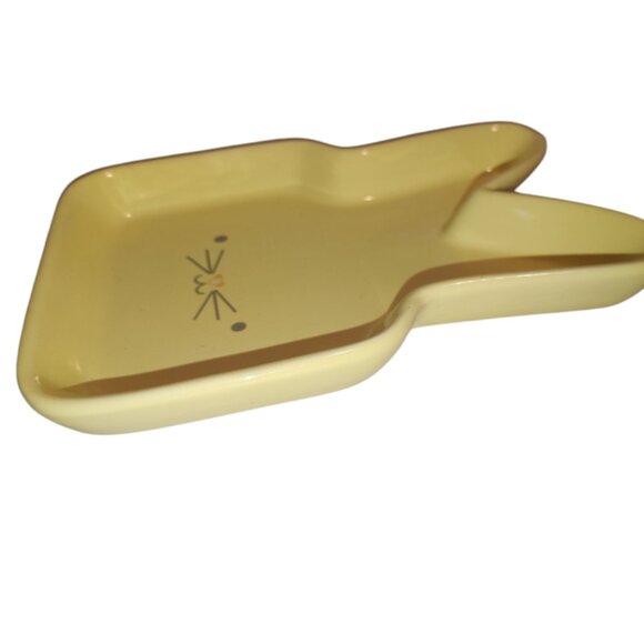 Grasslands Road Yellow Easter Bunny Shaped Jelly Bean Ceramic Dish NIB - Picture 3 of 4